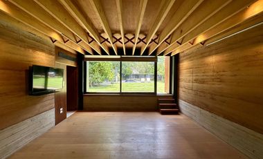 LAS CAÑADAS CASA EN VENTA PRECIOSA A CAMPO DE GOLF UNA SOLA PLANTA CON ALBERCA