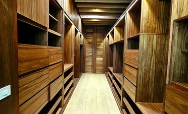 LAS CAÑADAS CASA EN VENTA PRECIOSA A CAMPO DE GOLF UNA SOLA PLANTA CON ALBERCA