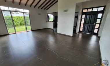 🏡 VENTA O RENTA – Casa Campestre en Cerritos, Pereira