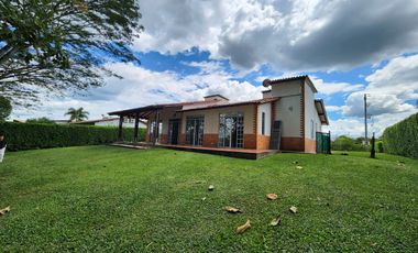 🏡 VENTA O RENTA – Casa Campestre en Cerritos, Pereira
