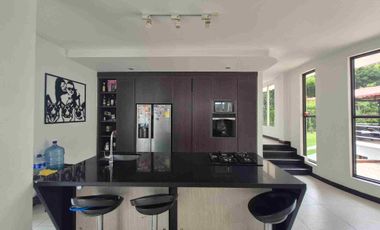 VENTA DE CASA CAMPESTRE EN PUEBLITO CAFETERO PEREIRA