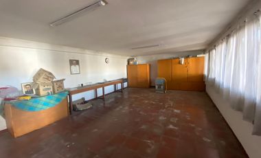 Casa/colegio 6 salas de clases metro Quillayes La Florida