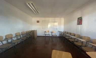 Casa/colegio 6 salas de clases metro Quillayes La Florida