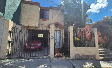 SE VENDE CASA EN COL CONDE DE BERNARDEZ