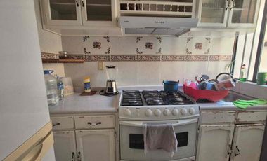 SE VENDE CASA EN COL CONDE DE BERNARDEZ