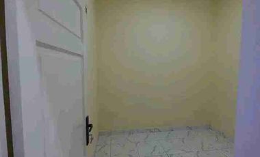 RUMAH SIAP HUNI BANGUNAN BARU DI PETUKANGAN UTARA PESANGGRAHAN JAKARTA SELATAN