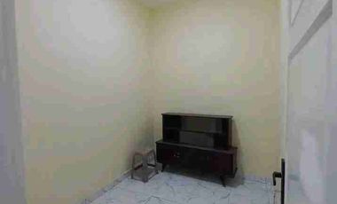 RUMAH SIAP HUNI BANGUNAN BARU DI PETUKANGAN UTARA PESANGGRAHAN JAKARTA SELATAN