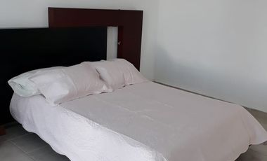 RENTA DE CASA AMUEBLADA EN LOMAS DE COMANJILLA