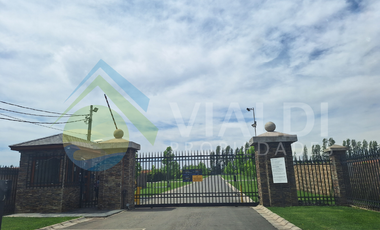 Parcela En Condominio, Urbanización De Primer Nivel