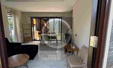 Rumah 2 Lantai Di Kota Baru Parahyangan