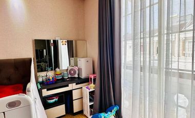 Sale Rumah Greenlake City West Europe Kondisi Semi Furnished Super Best Price!!