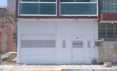 SE VENDE BONITA CASA EN  SIGLO XXI  O CASAS DIAZ