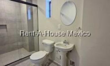 Departamento amplio en venta en Lomas de Anahuac con Roof Top