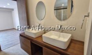 Departamento amplio en venta en Lomas de Anahuac con Roof Top