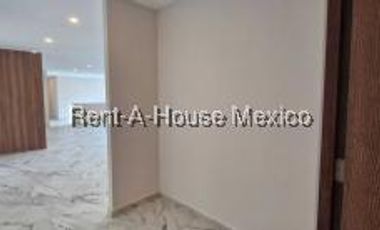 Departamento amplio en venta en Lomas de Anahuac con Roof Top