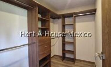 Departamento amplio en venta en Lomas de Anahuac con Roof Top