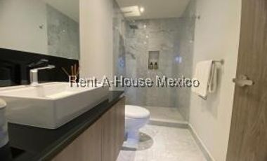 Departamento moderno en venta en Interlomas con Gimnasio y Terraza