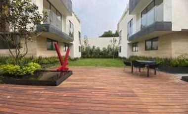 Casa remodelado en venta en Cuajimalpa con Alberca y Gimnasio