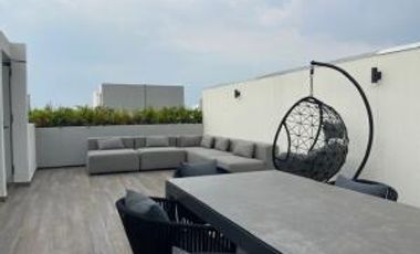 Casa remodelado en venta en Cuajimalpa con Alberca y Gimnasio