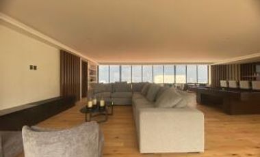 Casa remodelado en venta en Cuajimalpa con Alberca y Gimnasio