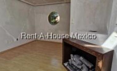 Casa moderno en venta en Cuajimalpa con Terraza y Jardín