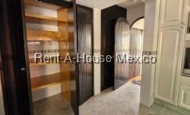 Casa moderno en venta en Cuajimalpa con Terraza y Jardín