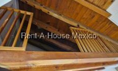 Casa moderno en venta en Cuajimalpa con Terraza y Jardín