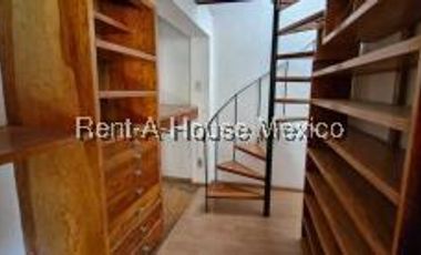 Casa moderno en venta en Cuajimalpa con Terraza y Jardín