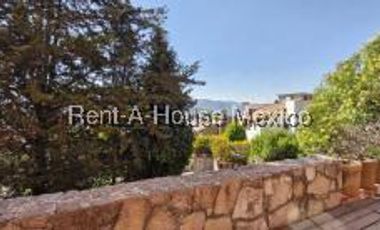 Casa moderno en venta en Cuajimalpa con Terraza y Jardín