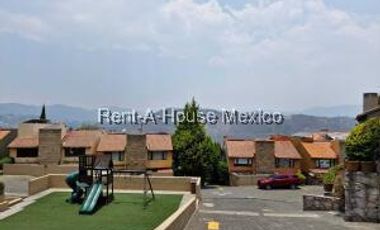 Casa moderno en venta en Cuajimalpa con Terraza y Jardín