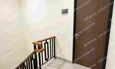 Dijual Cepat rumah minimalis new brand ,2 lantai LT 78m2  LB 90m2. KT 3 KM 3 Bebas banjir