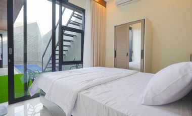 TURUN HARGA : Dijual Murah Rumah villa Jogja private pool ; Full Furnish Lokasi Jalan kaliurang km 15