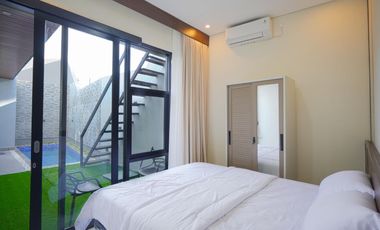 TURUN HARGA : Dijual Murah Rumah villa Jogja private pool ; Full Furnish Lokasi Jalan kaliurang km 15