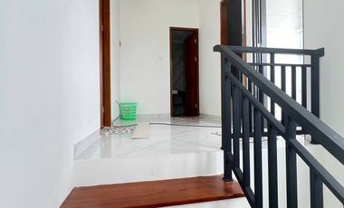 Rumah 2 Lantai Di Kedamaian Bandar Lampung