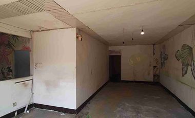 Disewakan rumah 1.5 lantai pinggi jalan Paris 2 hook Jl. Sejahtera