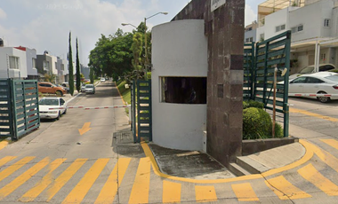 Casa en Fracc. Terralta - Litigio bancario - Remate