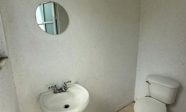 Se Vende Impecable y Moderna Casa Ubicadisima en Const de 1917 Iztapalapa