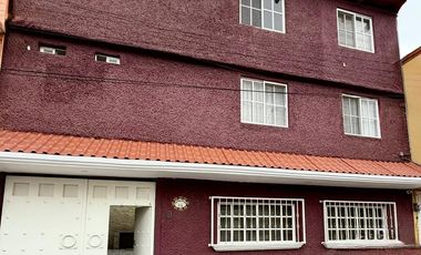 Se Vende Impecable y Moderna Casa Ubicadisima en Const de 1917 Iztapalapa
