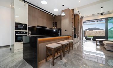 🏡 Modern 3+1 Bedroom Pool Villa – Phuket