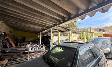CASA EN VENTA ZONA MEDRANO, OLÍMPICA, CUCEI DE 8 HABITACIONES, TERRENO PARA NEGOCIO, DE 617 MTS2.