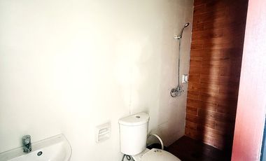 SPACIOUS UNFURNISHED 1 BEDROOM CONDO FOR RENT WITH BALCONY IN CORABES TOWER