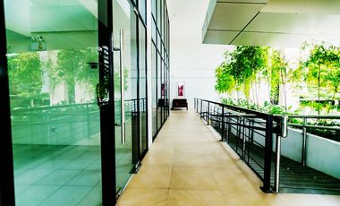 SPACIOUS UNFURNISHED 1 BEDROOM CONDO FOR RENT WITH BALCONY IN CORABES TOWER