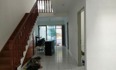 Disewakan Rumah di Taman Semanan Indah, luas 96 meter2