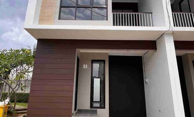 Rumah 2 Lantai Di Serpong, Hadap Barat Siap Huni
