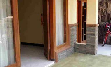 Disewakan Rumah Super Strategis Colomadu,Karanganyar Luas 200m2