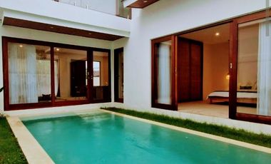 Stunning Villa Fully Furnished Only 3 minutes to Balangan Beach