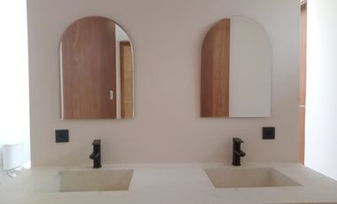 Stunning Villa Fully Furnished Only 3 minutes to Balangan Beach