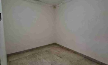 Rumah Bagus Siap Pakai Dekat Jalan Slamet Riyadi Solo.