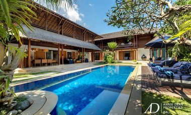 FREEHOLD | 5-BEDROOM LUXURY VILLA IN PETITENGET, SEMINYAK