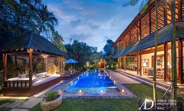 FREEHOLD | 5-BEDROOM LUXURY VILLA IN PETITENGET, SEMINYAK